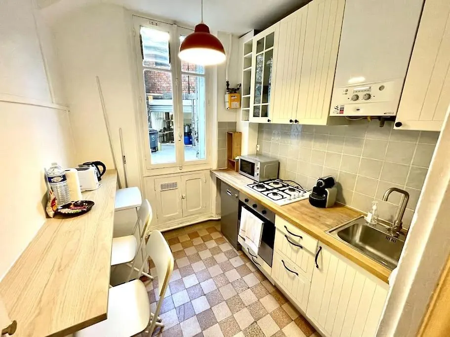Apartment Lovely Appartment - Buttes Chaumont-Pariszenith