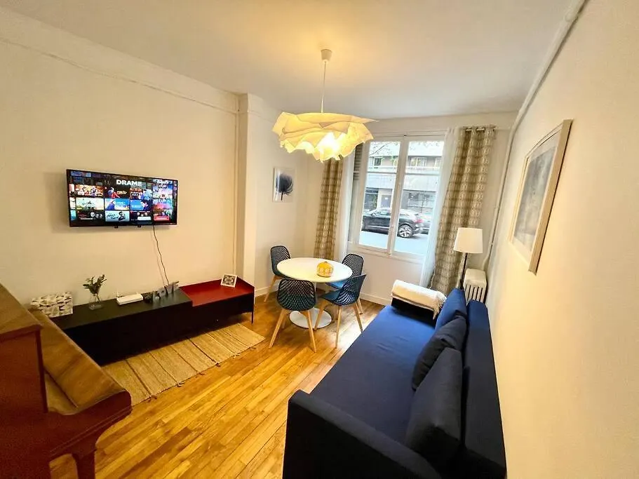 Lovely Appartment - Buttes Chaumont-Pariszenith Francia